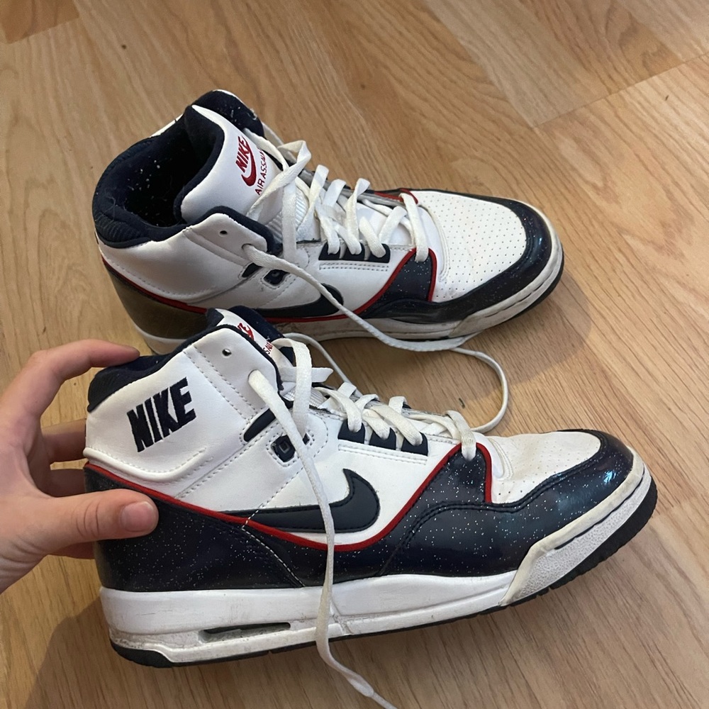 Nike air assault high 6Y